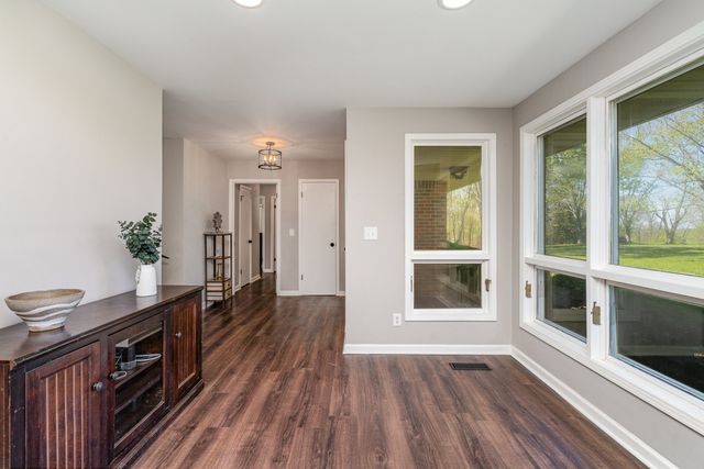 1075 Batson Mill Rd, Charlotte, TN 37036
