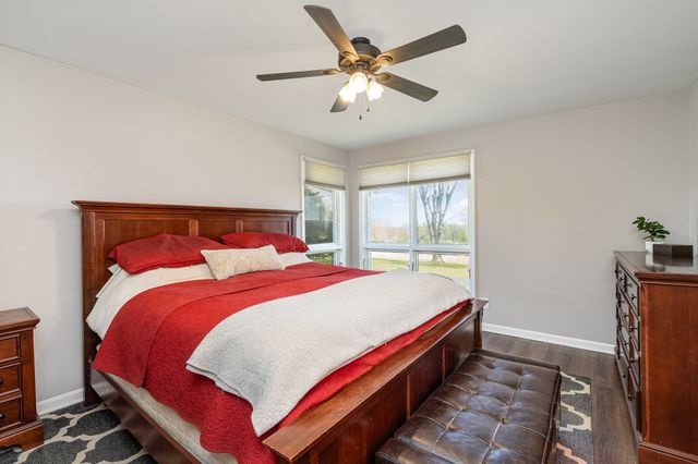 1075 Batson Mill Rd, Charlotte, TN 37036