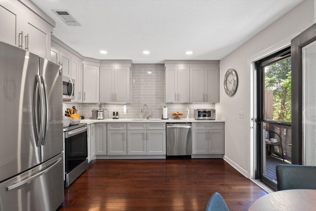 119 Highland Villa Dr, Nashville, TN 37211