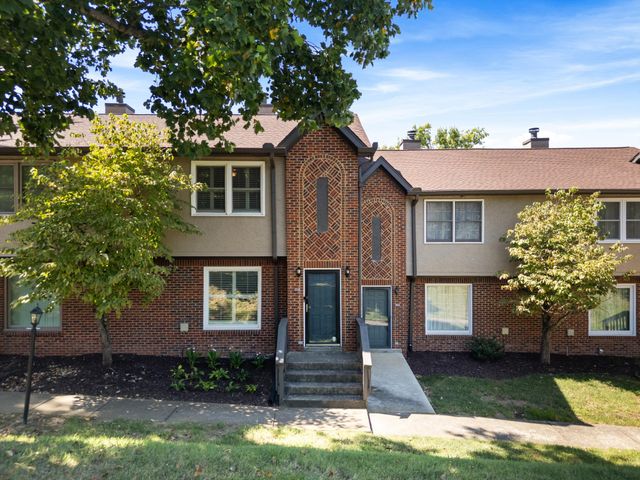 119 Highland Villa Dr, Nashville, TN 37211