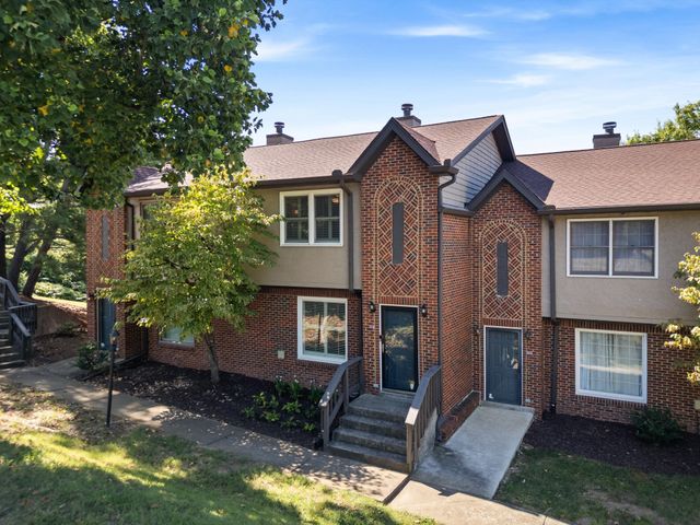 119 Highland Villa Dr, Nashville, TN 37211