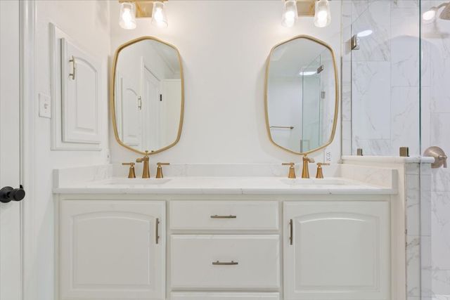 9402 Oak Hill Drive, Woodway, TX 76712