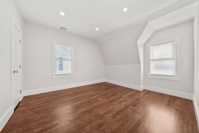 9 Shaw Ct 9, Plymouth, MA 02360