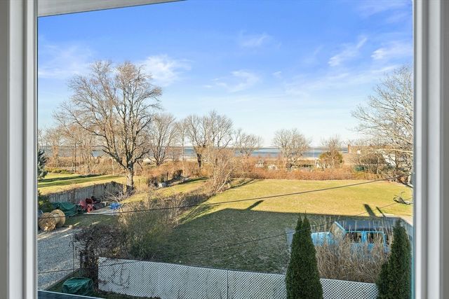 9 Shaw Ct 9, Plymouth, MA 02360