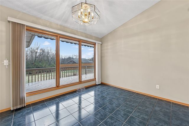 10 Dunipace Drive, Bella Vista, AR 72715