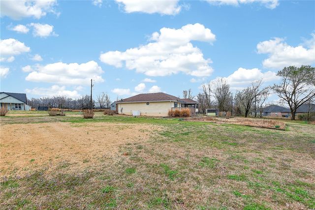 10 Dunipace Drive, Bella Vista, AR 72715