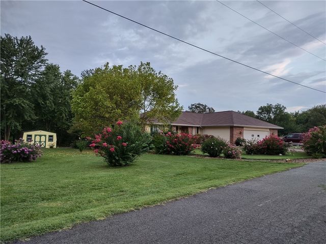 10 Dunipace Drive, Bella Vista, AR 72715