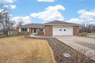 10 Dunipace Drive, Bella Vista, AR 72715