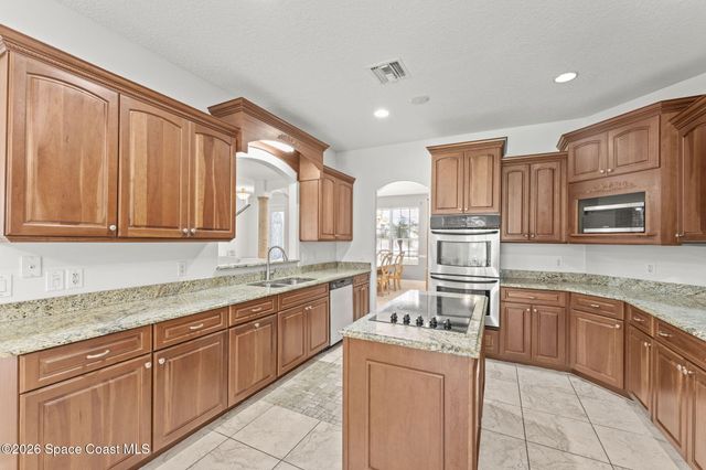 1866 Bel Court, Indialantic, FL 32903