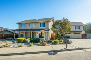 313 Sunrise Dr, Cloverdale, CA 95425