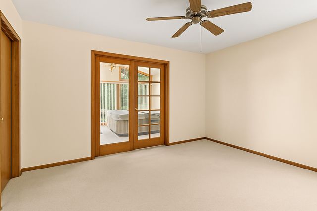 910 Division Street, Barrington, IL 60010