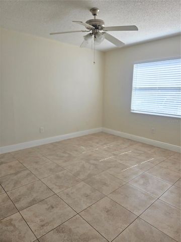 271 LA PAZ DRIVE, Kissimmee, FL 34743