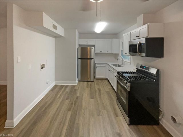 4043 Larkspur Place, Winston-salem, NC 27105