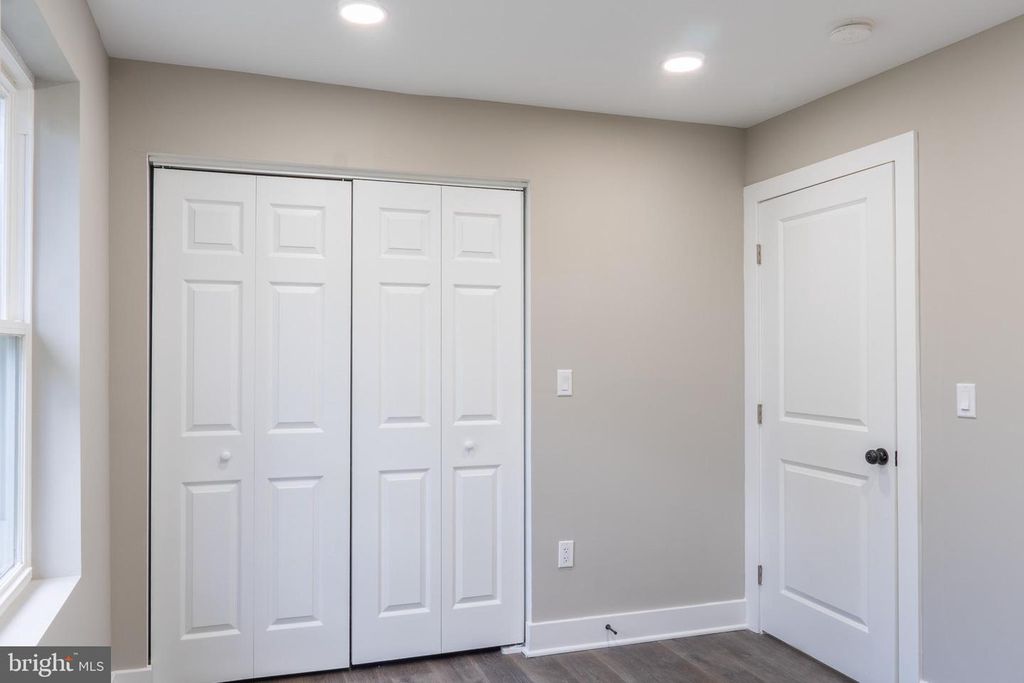 Image 15 of property listing at 9208 LANHAM SEVERN RD, Lanham, MD 20706
