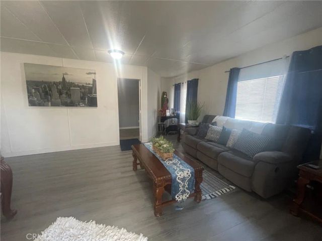 1150 N Kirby 63, Hemet, CA 92545