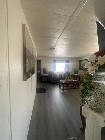 1150 N Kirby 63, Hemet, CA 92545