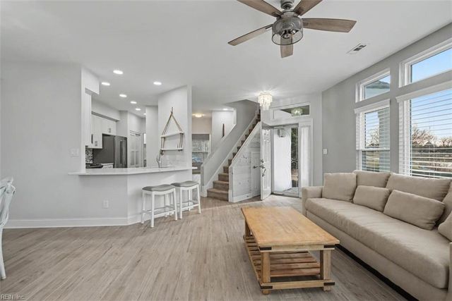 1040 Porte Harbour Arch, Hampton, VA 23664