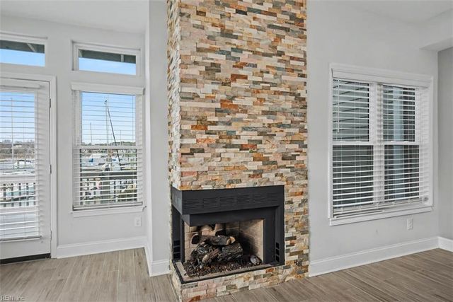 1040 Porte Harbour Arch, Hampton, VA 23664