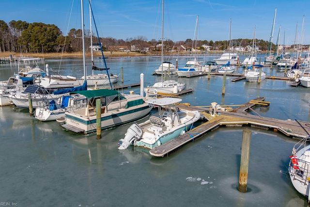 1040 Porte Harbour Arch, Hampton, VA 23664