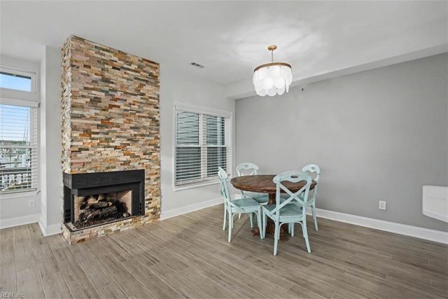 1040 Porte Harbour Arch, Hampton, VA 23664