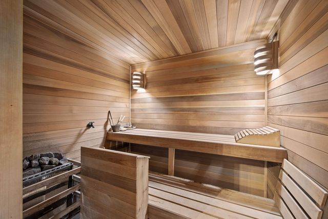 12549 S Old Farm Road, Manhattan, IL 60442