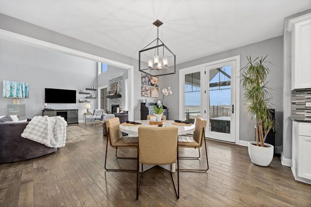 12549 S Old Farm Road, Manhattan, IL 60442