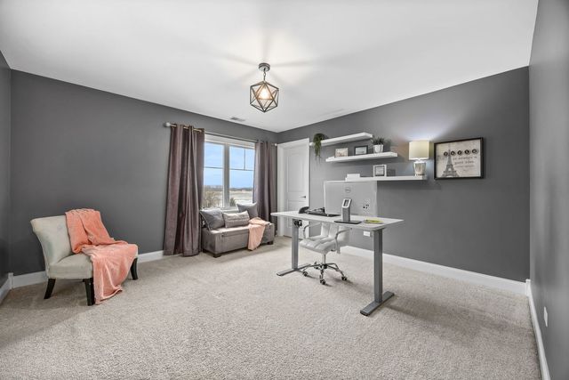 12549 S Old Farm Road, Manhattan, IL 60442