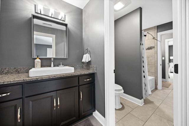 12549 S Old Farm Road, Manhattan, IL 60442