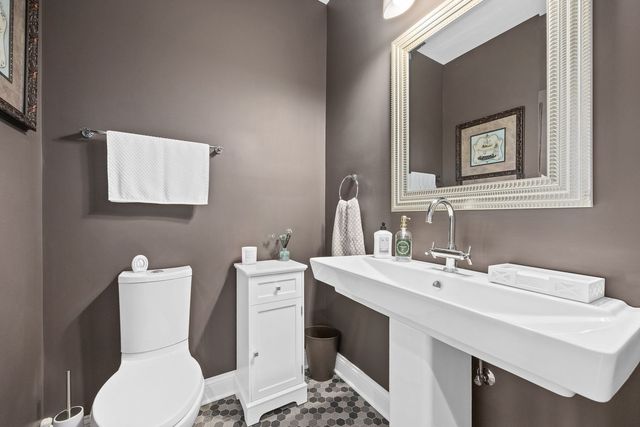 12549 S Old Farm Road, Manhattan, IL 60442