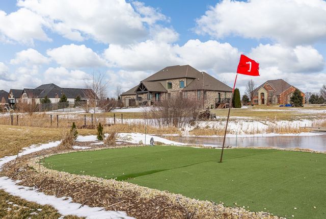 12549 S Old Farm Road, Manhattan, IL 60442