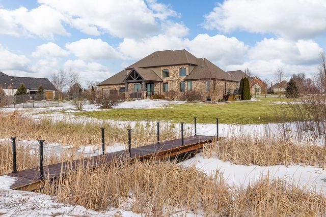 12549 S Old Farm Road, Manhattan, IL 60442