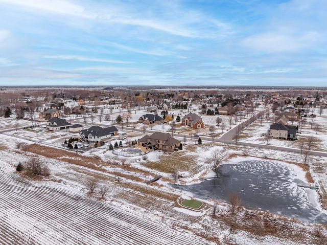 12549 S Old Farm Road, Manhattan, IL 60442