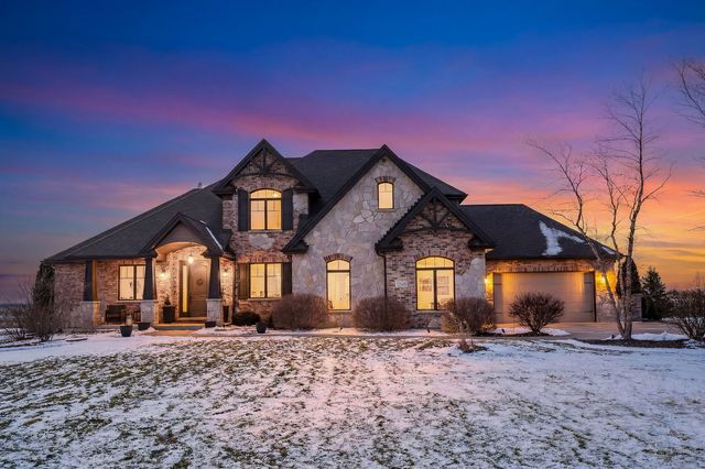 12549 S Old Farm Road, Manhattan, IL 60442