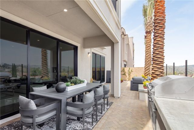 22058 Manarola, Walnut, CA 91789