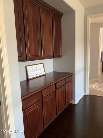 2219 E Wisteria Drive, Chandler, AZ 85286