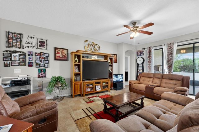 32138 OAK GLEN DRIVE, San Antonio, FL 33576