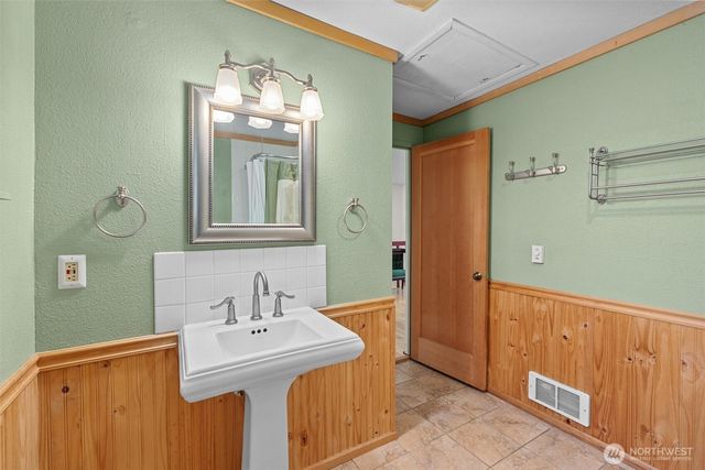 20638 Little Bear Creek Road, Woodinville, WA 98072