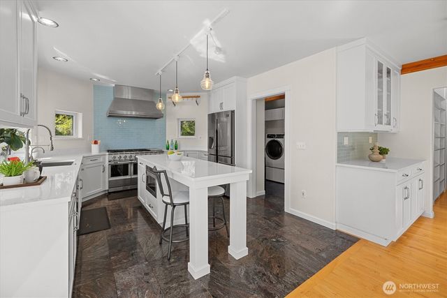 20638 Little Bear Creek Road, Woodinville, WA 98072