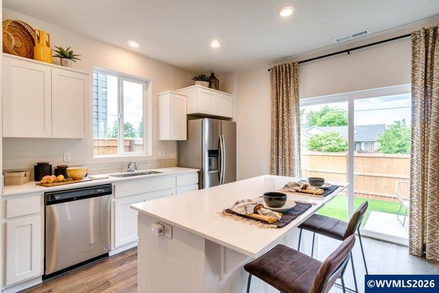 4957 Dilling Av NE, Salem, OR 97301