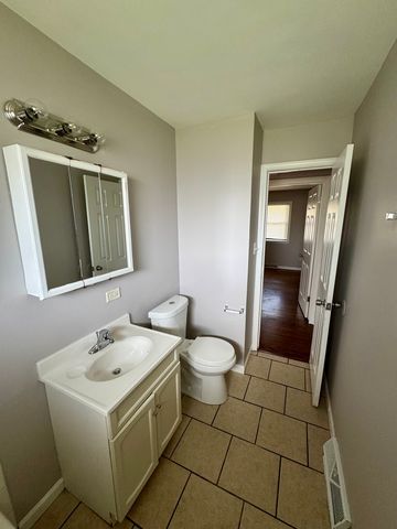 461 Clyde Avenue, Calumet City, IL 60409