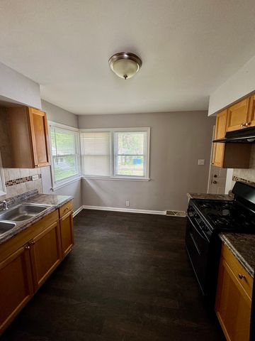 461 Clyde Avenue, Calumet City, IL 60409