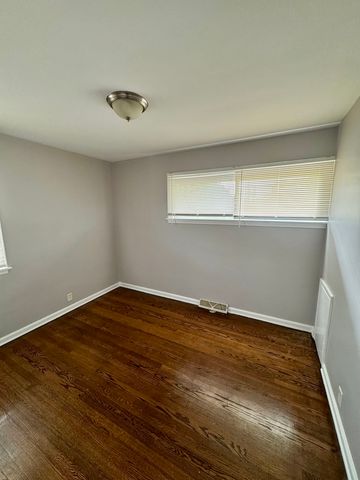 461 Clyde Avenue, Calumet City, IL 60409