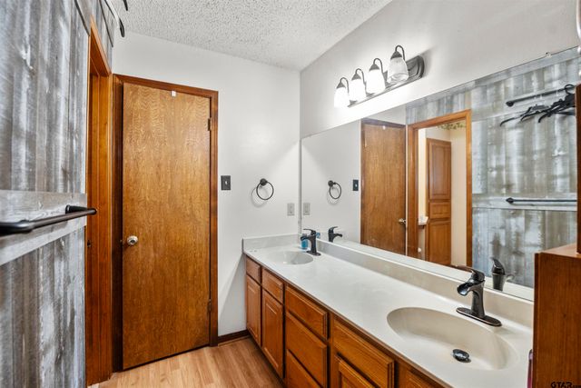 19150 Pinedale Cir., Flint, TX 75762
