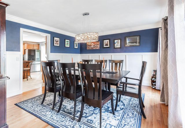 8994 Calvin Circle, Newburgh, IN 47630