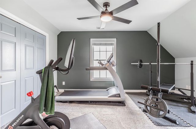 8994 Calvin Circle, Newburgh, IN 47630