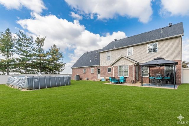 8994 Calvin Circle, Newburgh, IN 47630