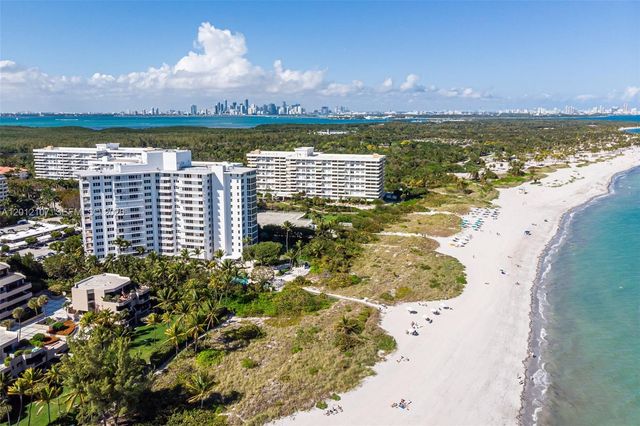 200 Ocean Lane Dr 407, Key Biscayne, FL 33149