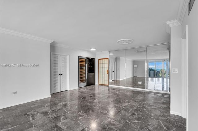 200 Ocean Lane Dr 407, Key Biscayne, FL 33149