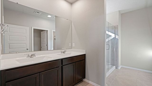 4237 Via De Ventura, Santa Fe, NM 87507