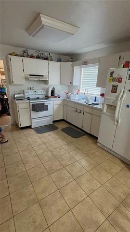 8727 N 26TH STREET, Tampa, FL 33604